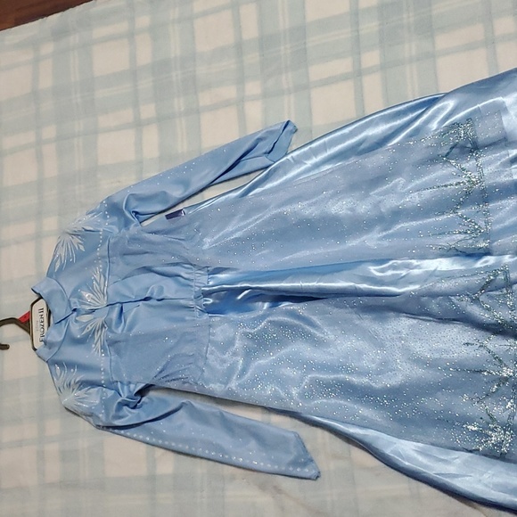 DISNEY FROZEN 2 Princess Elsa Dress 👗 - Picture 5 of 14